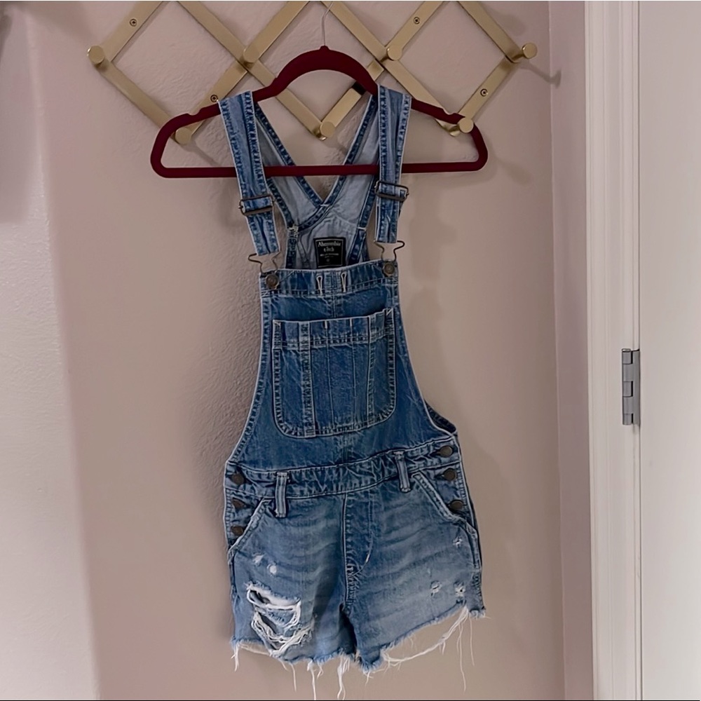 Abercrombie & Fitch Denim Shortalls XXS